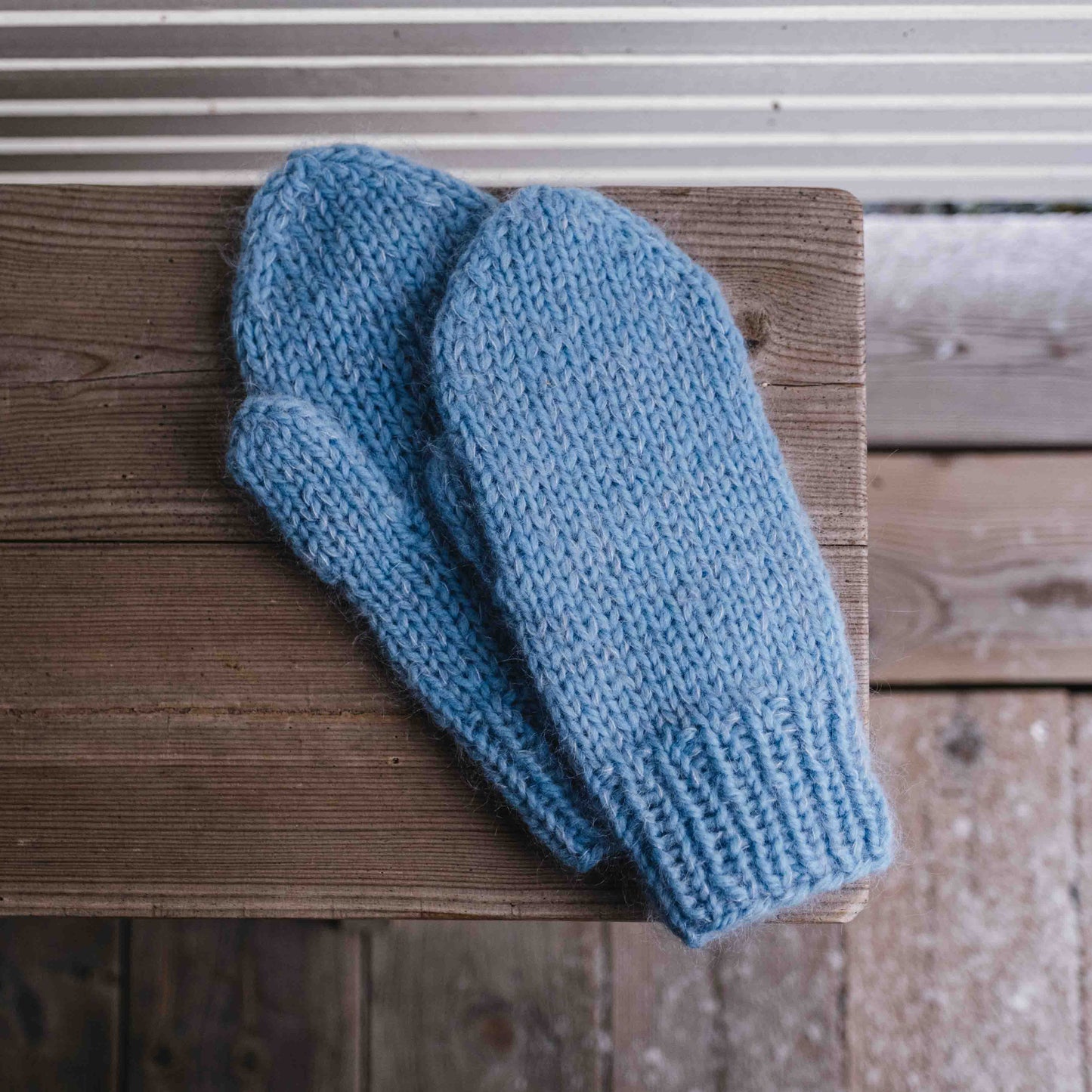 Stickmönster - Easy Breezy Mittens Mohair Edition