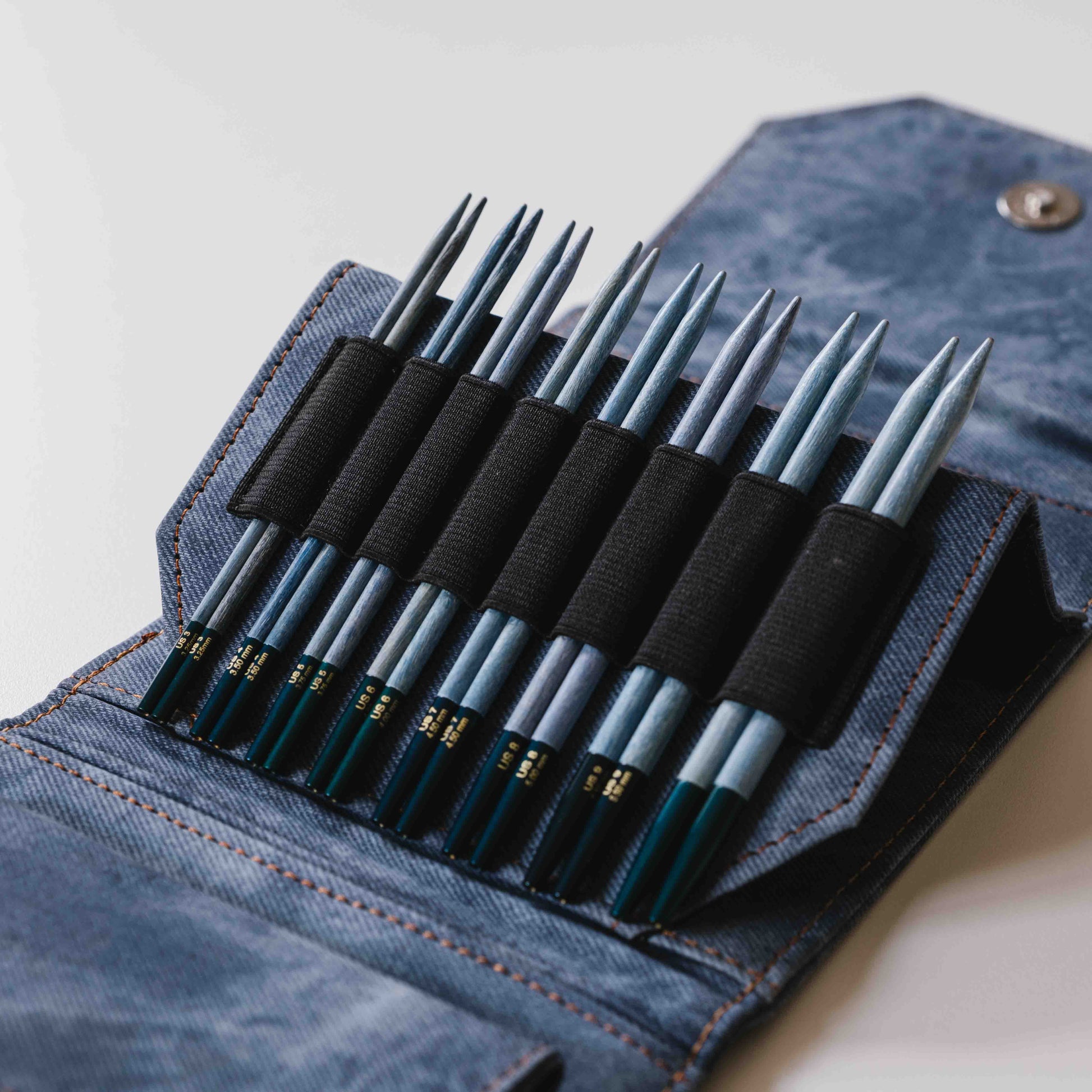 LYKKE Indigo startkit (13 cm) - Wool n Wonder